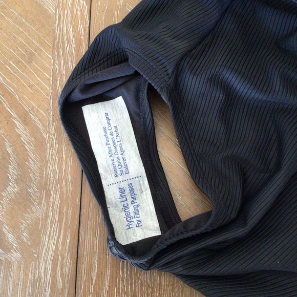 Time And Tru Womens Black Ribbed Plunge X-Back One Piece Swimsuit Size XS - Picture 9 of 10